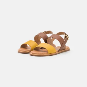 acheter en ligne Clarks Karsea Strap – Sandales – Tan Combi 12