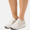 achat pas cher Clarks Rio – Baskets Basses – White 22